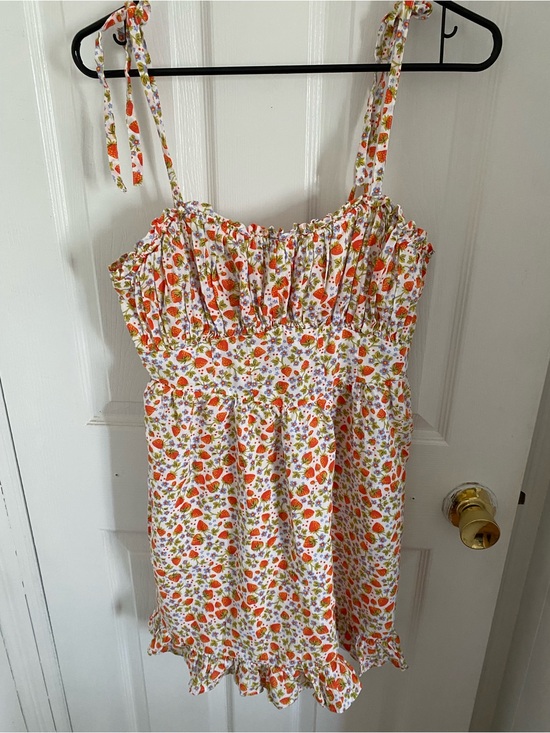Dresses & Skirts - Strawberry print sundress